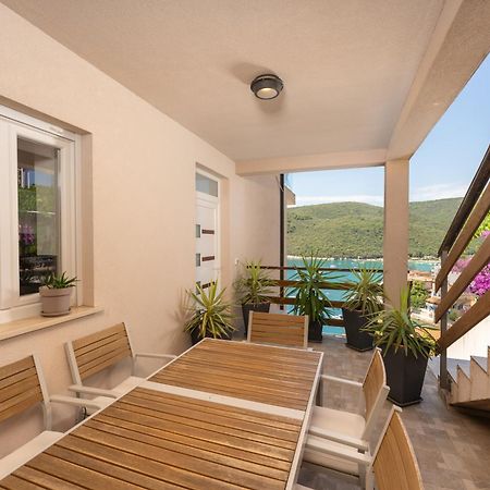 Apartments Palma Rabac Exterior foto